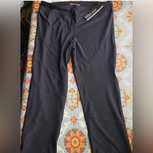 NWT Steve Madden Quick Dry Women Black Workout pants XL